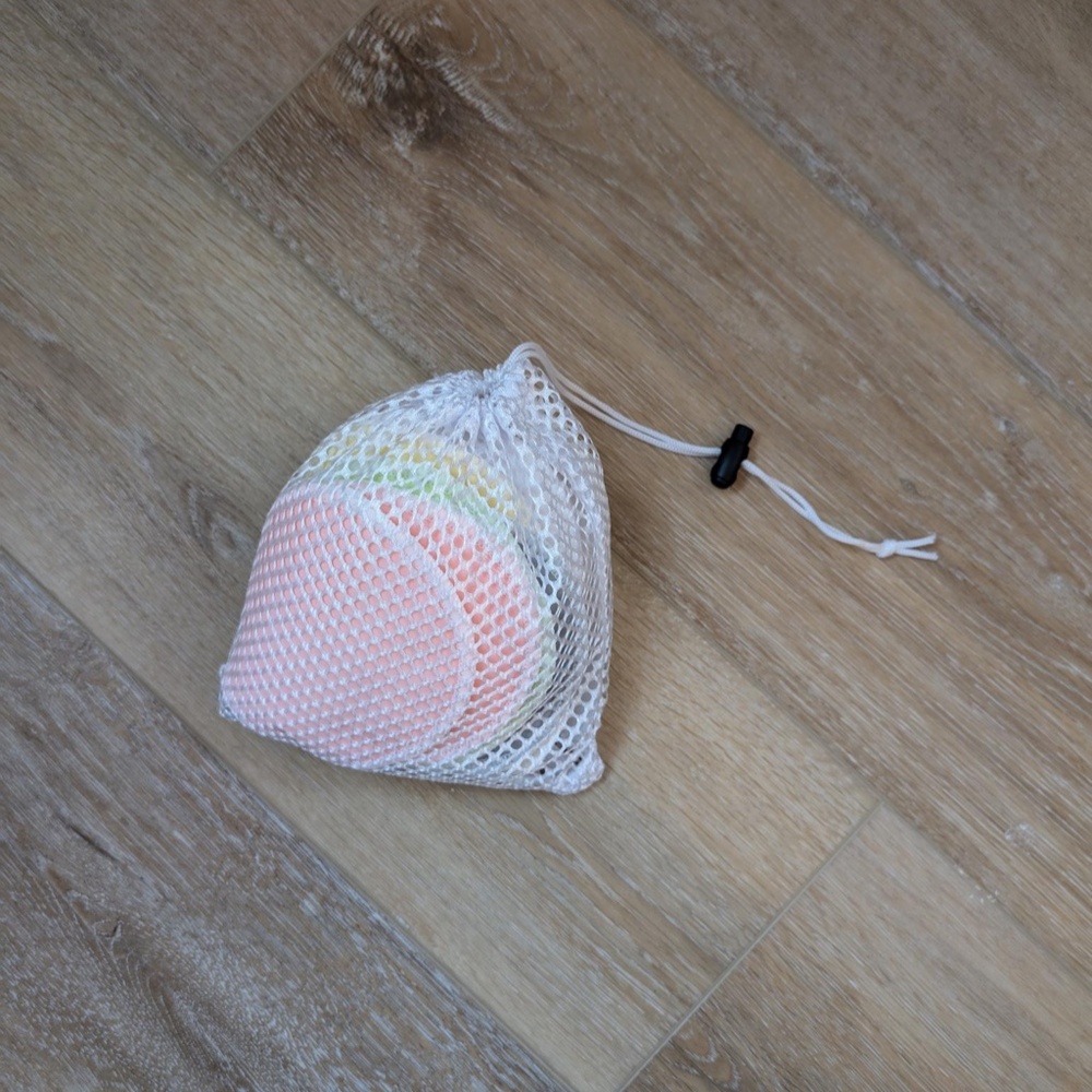 Cloth Nursing Pads - Picture 2 of 2